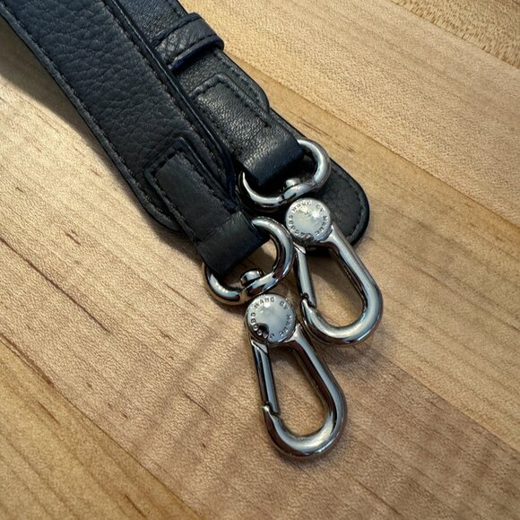 MARC BY MARC JACOBS LEATHER HOBO BAG - Picture 4 of 10